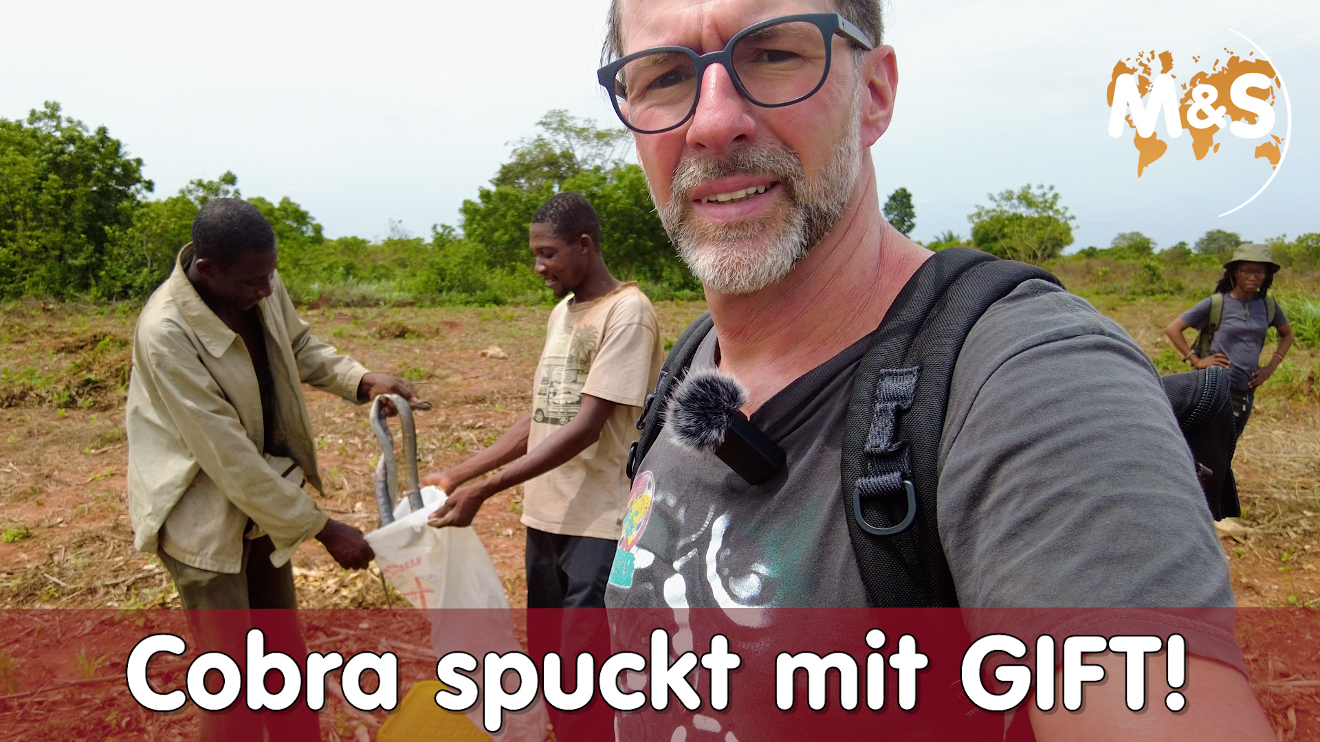 Cobra spuckt uns mit GIFT an! | Afrika Togo 2021| Reptil TV