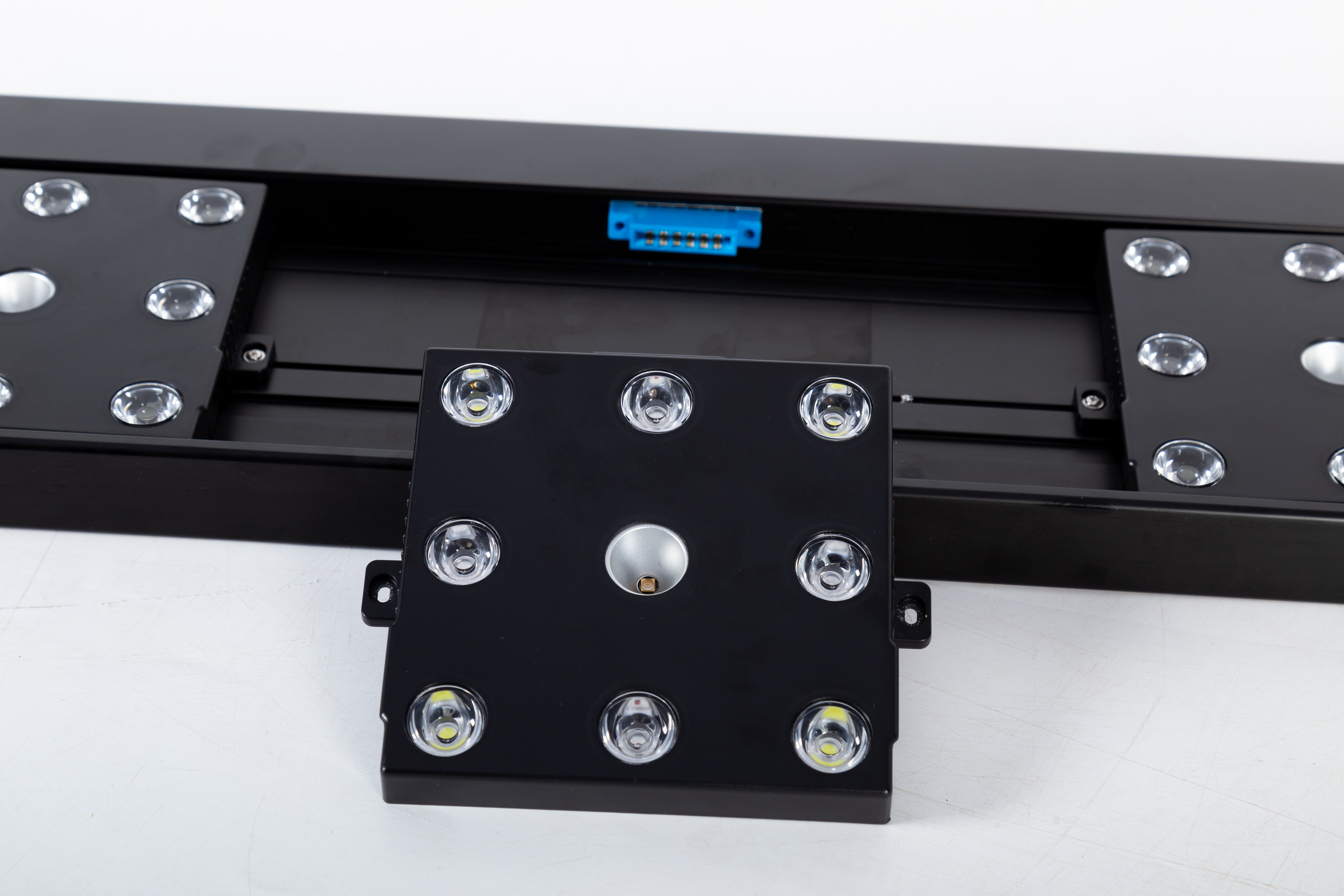 ReptiZoo LED 10% UVB Lichthaube - Desert - Modul, 7 Watt (LED007)